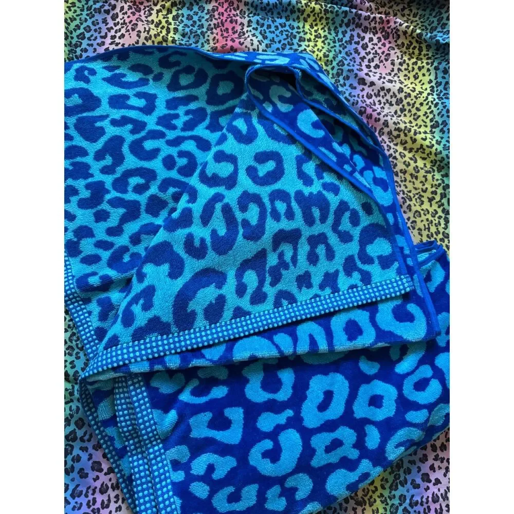 Deborah Connolly Designs Blue Leopard Print Beach Towel NWT 36x68 Cotton Lyocell